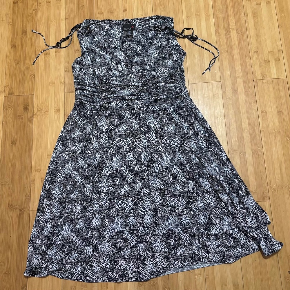 Black and White snake print dress size 16